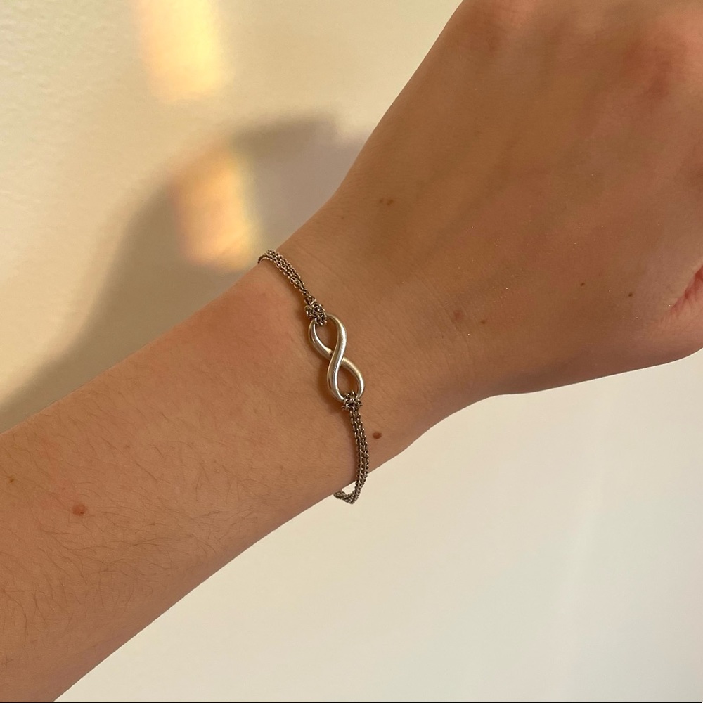 Tiffany & Co. Sterling Silver Infinity Bracelet - 6.75"